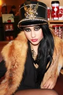 Natalia Kills - 01 (6).jpg